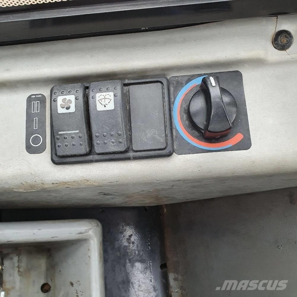 CAT 301.8 C Міні-екскаватори < 7т