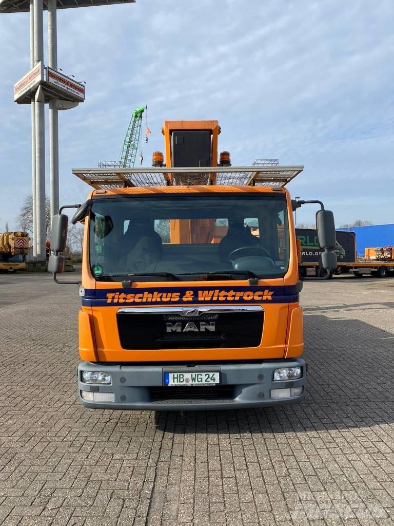 Ruthmann T 330 Автовишки на базі вантажівки