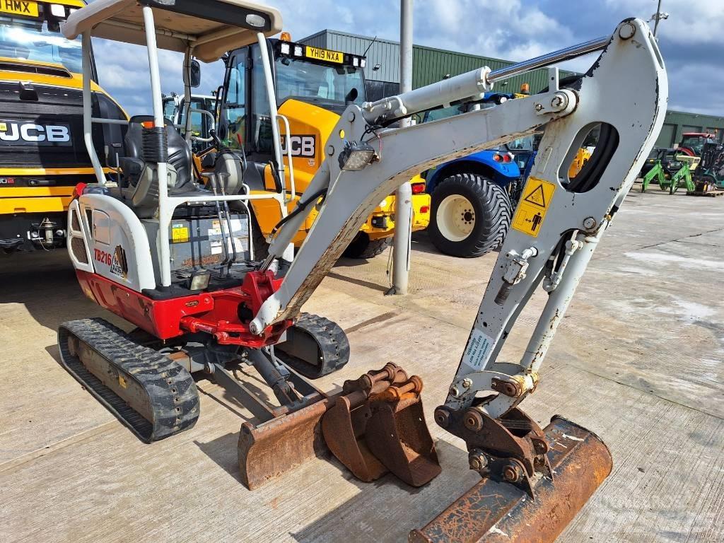Takeuchi TB216 Міні-екскаватори < 7т