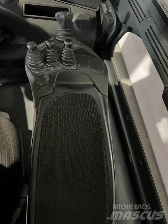 Linde E25L-01 Електронавантажувачі