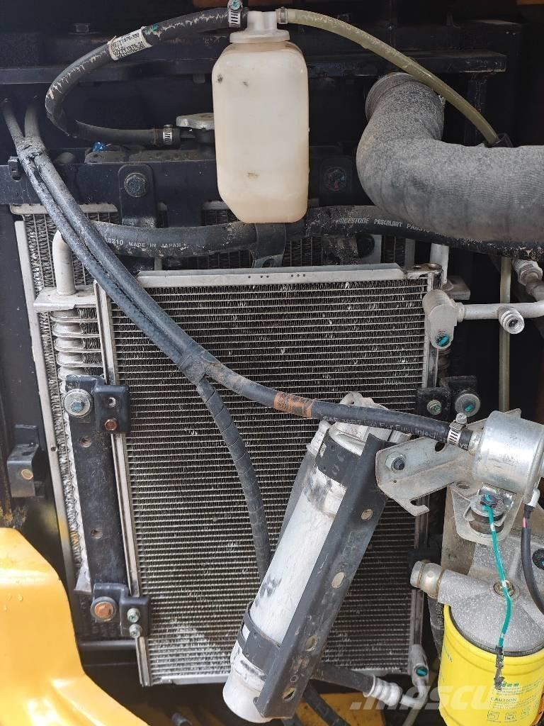 CAT 303.5E Міні-екскаватори < 7т