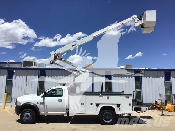 Altec AT37G Автовишки на базі вантажівки