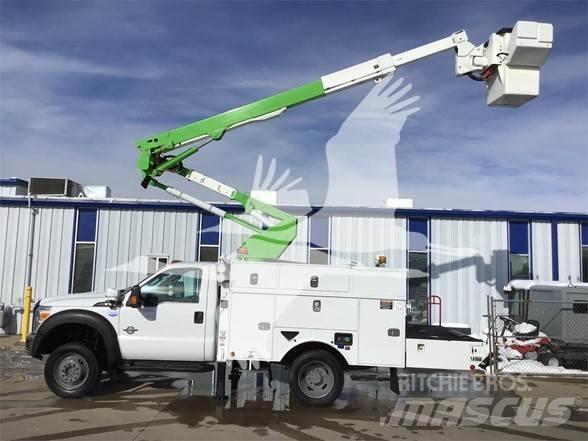 Altec AT40G Автовишки на базі вантажівки