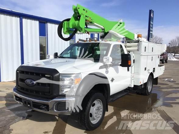 Altec AT40G Автовишки на базі вантажівки