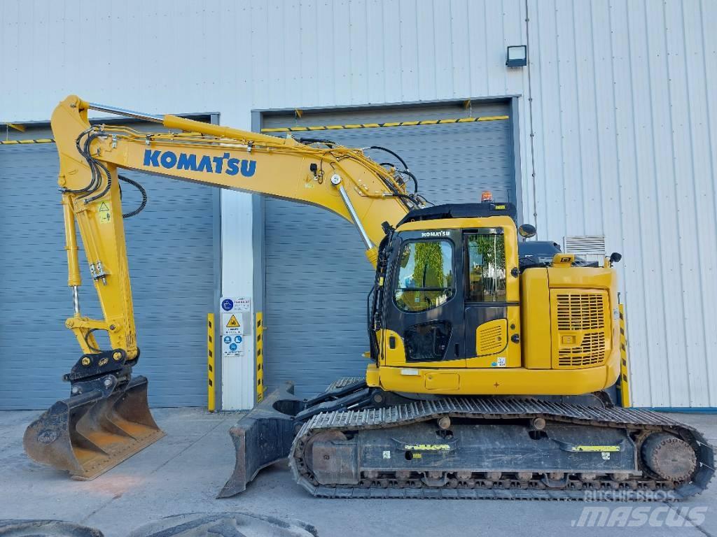 Komatsu PC228USLC-11 Гусеничні екскаватори