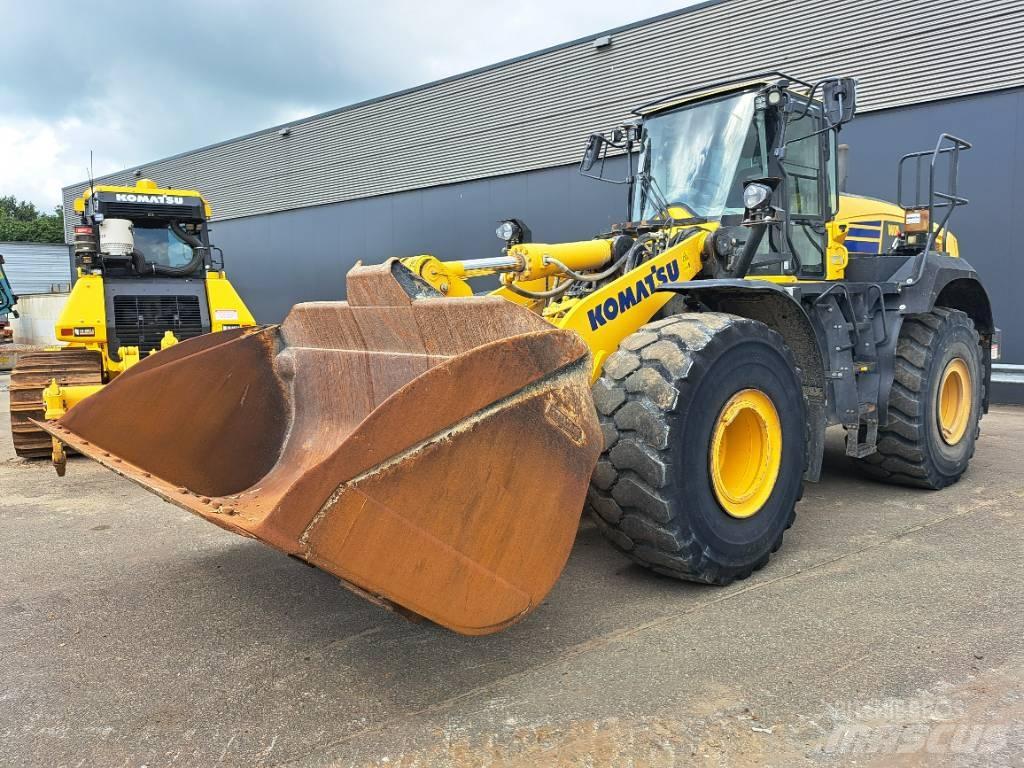 Komatsu WA475-10E0 Фронтальні навантажувачі