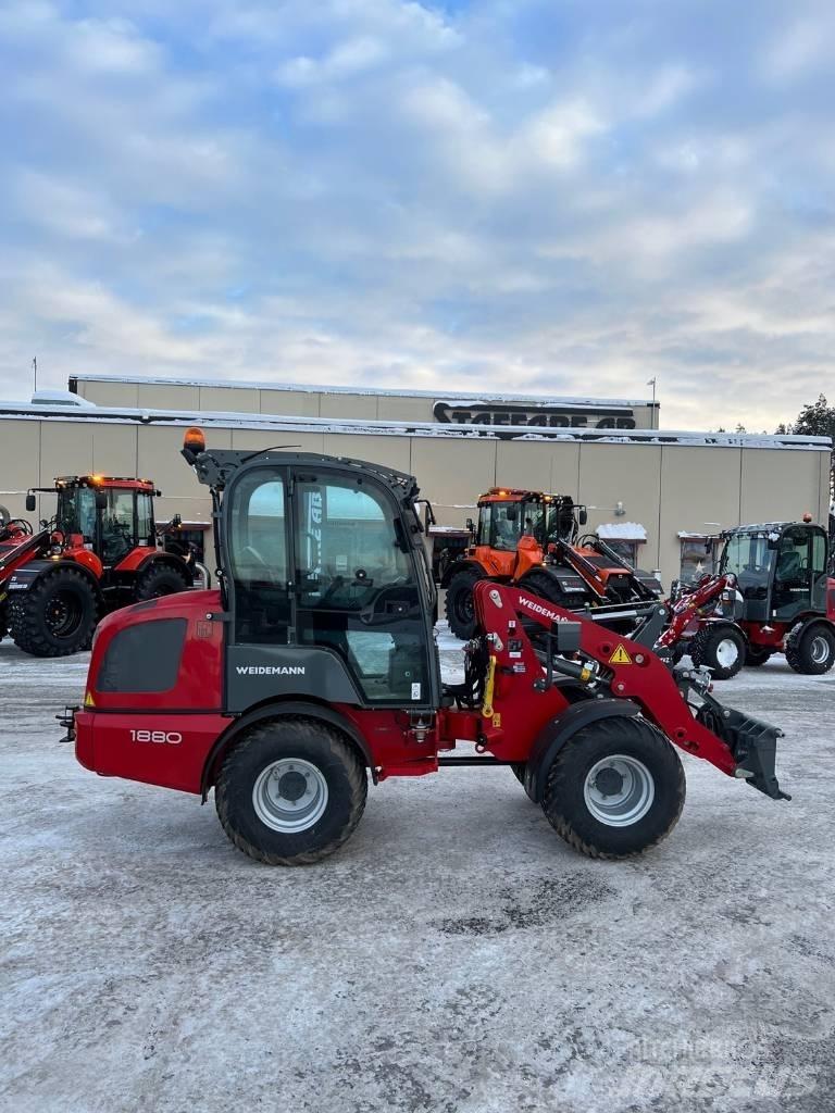 Weidemann 1880 Фронтальні навантажувачі