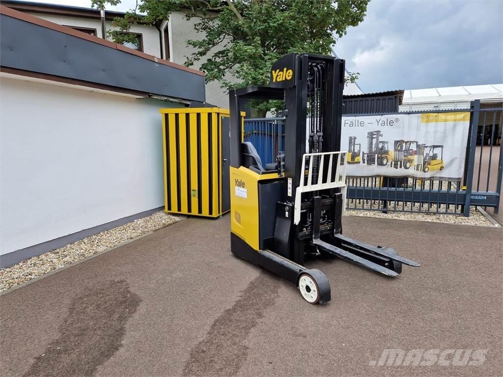 Yale MR14 Річ-трак із високим підйомом
