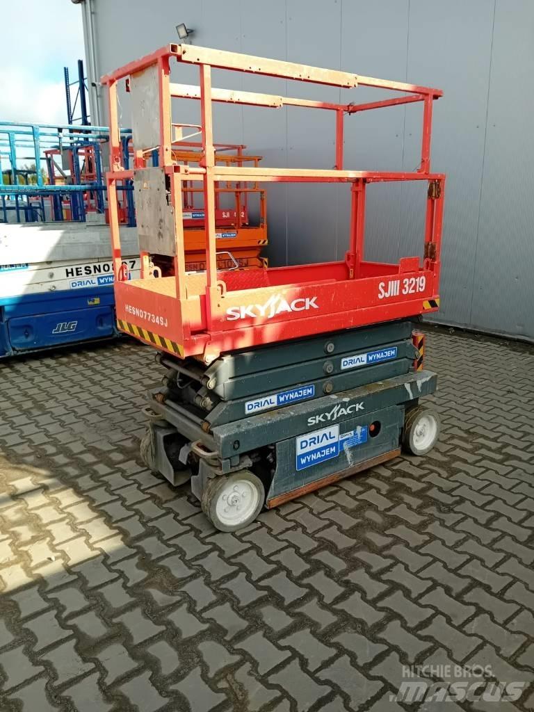 SkyJack 3219 Підйомники-ножиці