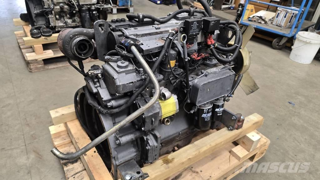 Deutz BF4M2012 Двигуни