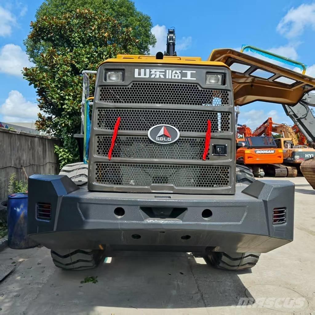 SDLG LG 958 F Фронтальні навантажувачі