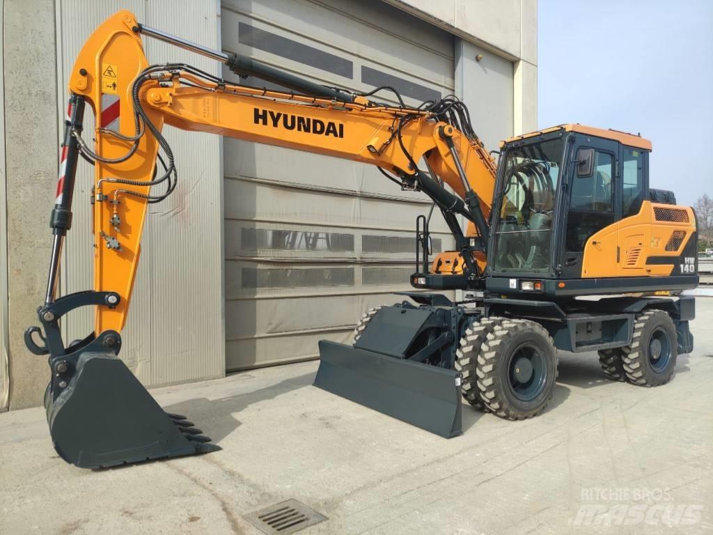 Hyundai HW140 Колісні екскаватори