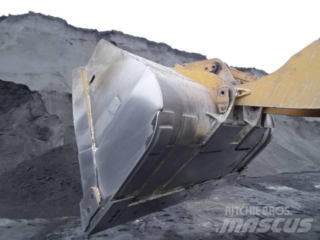 CAT 982 M Фронтальні навантажувачі