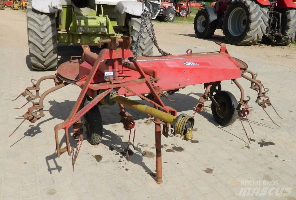 JF CR320 Граблі і сінозворушувачі