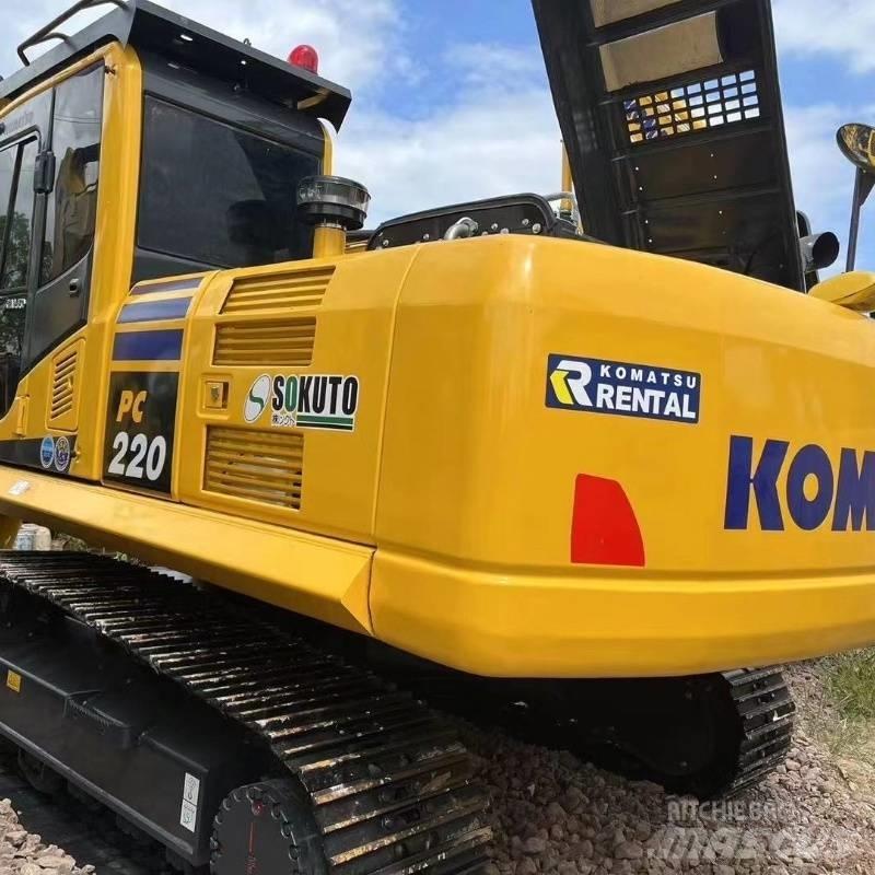 Komatsu PC 220 Гусеничні екскаватори