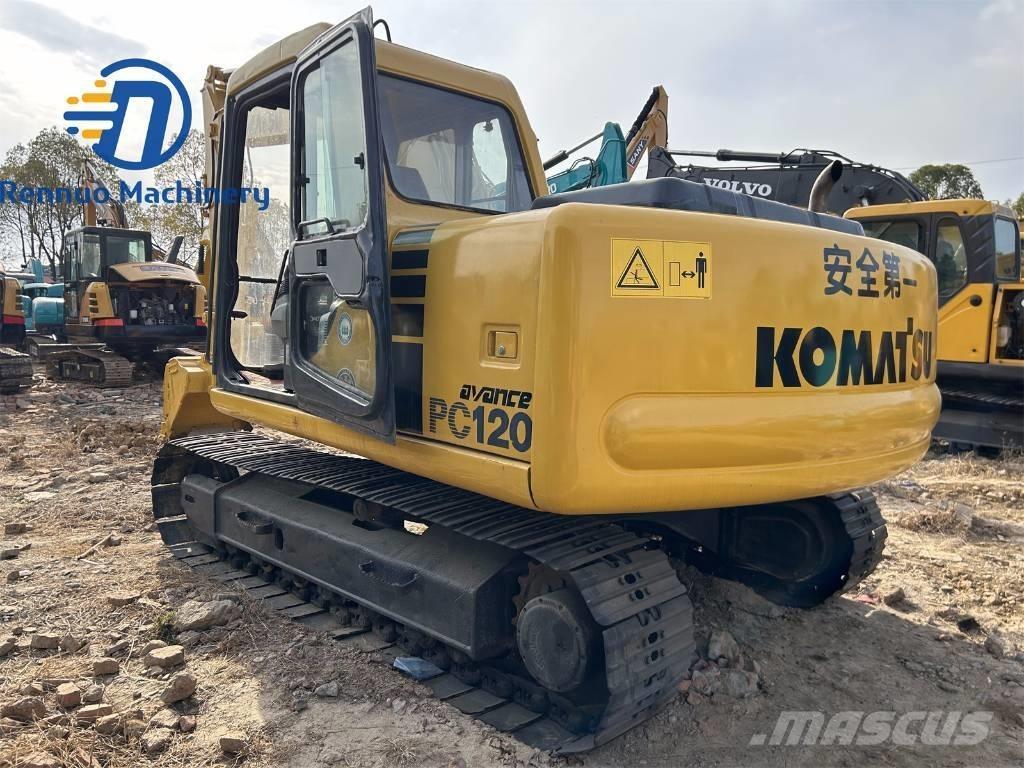 Komatsu PC 120 Гусеничні екскаватори