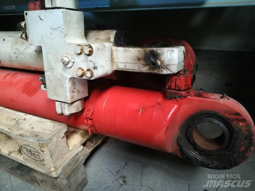 O&K RH6 Гідравліка
