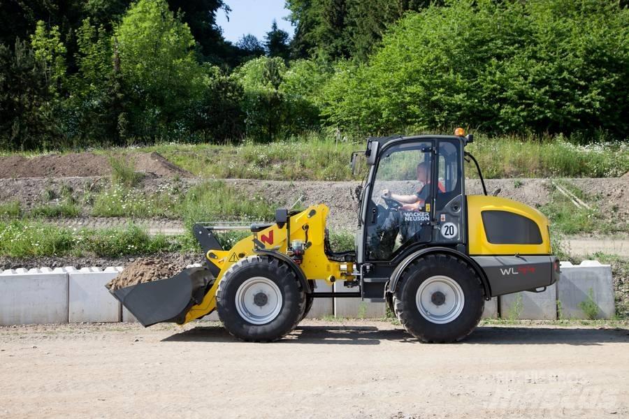 Wacker Neuson WL 44 Фронтальні навантажувачі