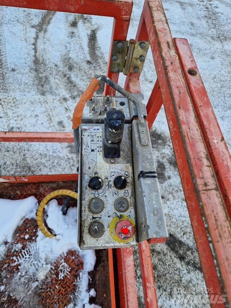 SkyJack SJ 6832 RT Підйомники-ножиці