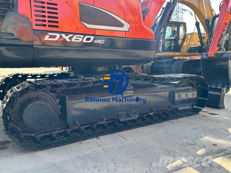 Doosan DX 60 Гусеничні екскаватори