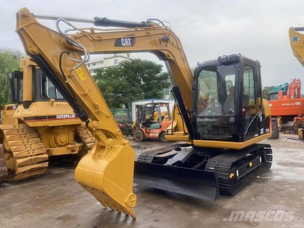 CAT 307 D Середні екскаватори 7т. - 12т.