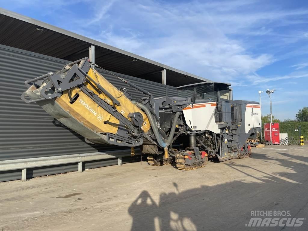Wirtgen W 220 FI Холодні дорожні фрези