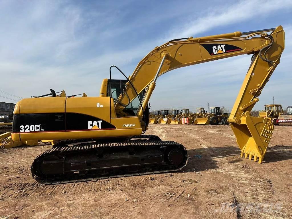 CAT 320 C L Гусеничні екскаватори