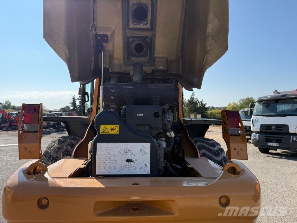 CASE 721 E Фронтальні навантажувачі