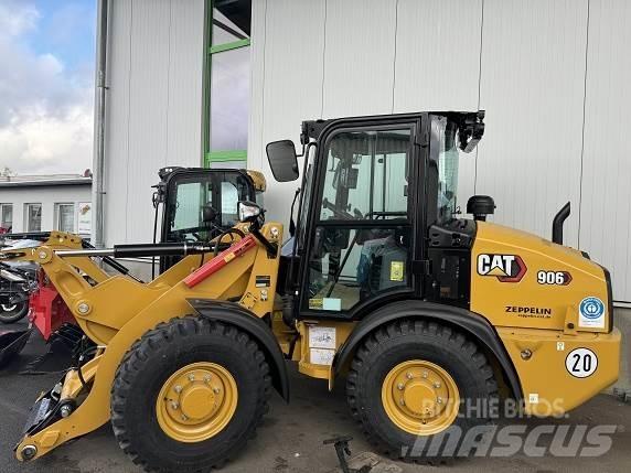 CAT 906 Фронтальні навантажувачі