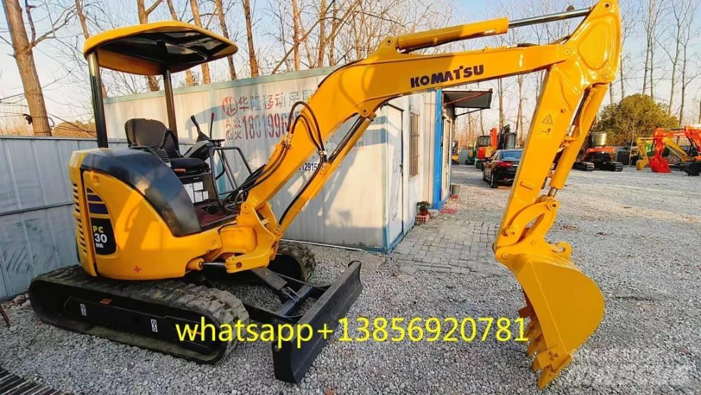 Komatsu PC 30 Міні-екскаватори < 7т