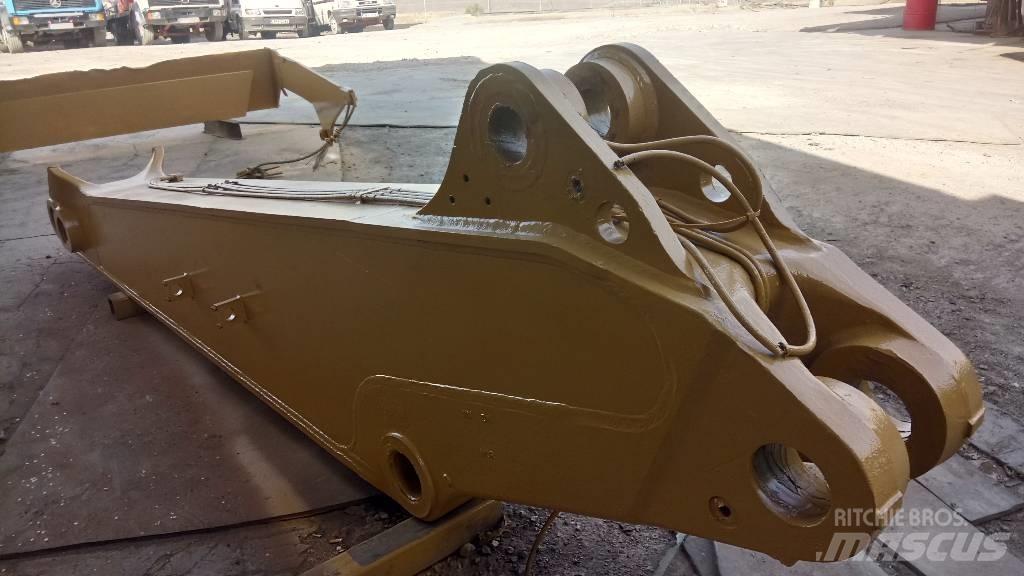 CAT 245 Бони і ковші