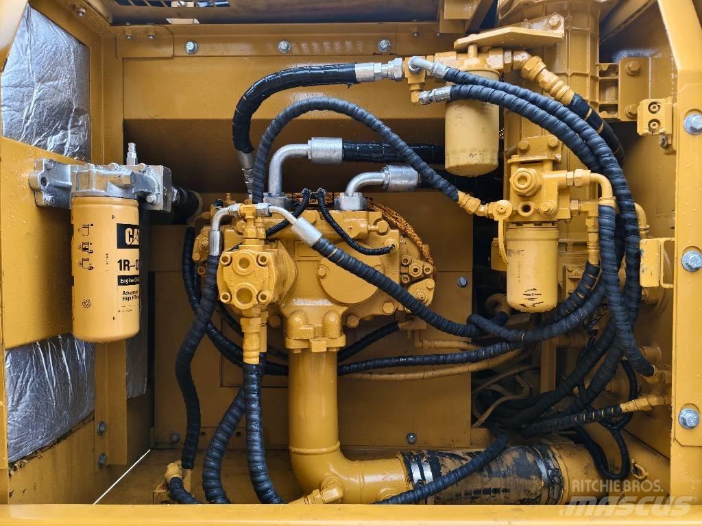 CAT 325 C Гусеничні екскаватори