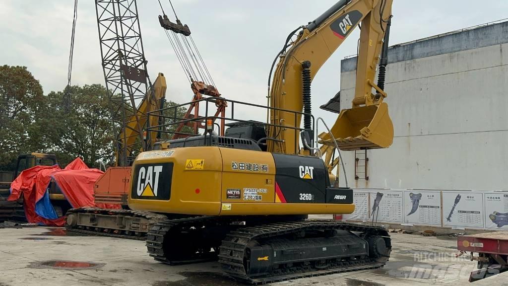 CAT 326D2 Гусеничні екскаватори