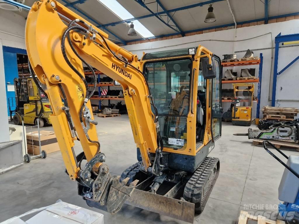 Hyundai R18-9AK Міні-екскаватори < 7т