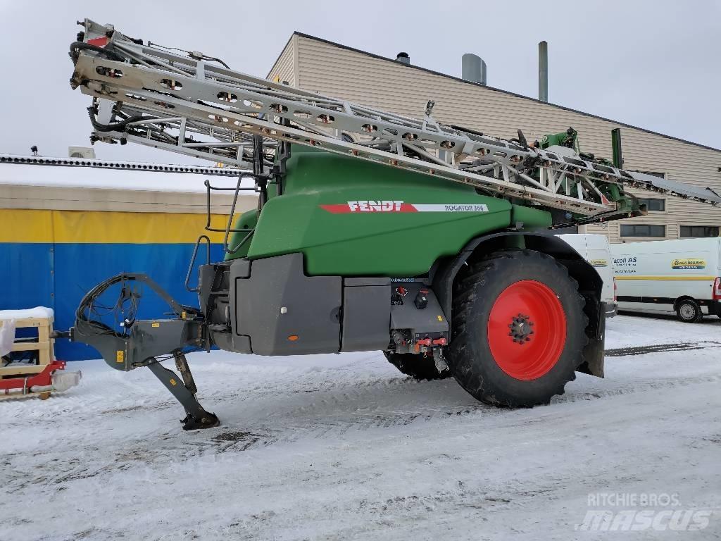Fendt Rogator 366 Причіпні обприскувачі