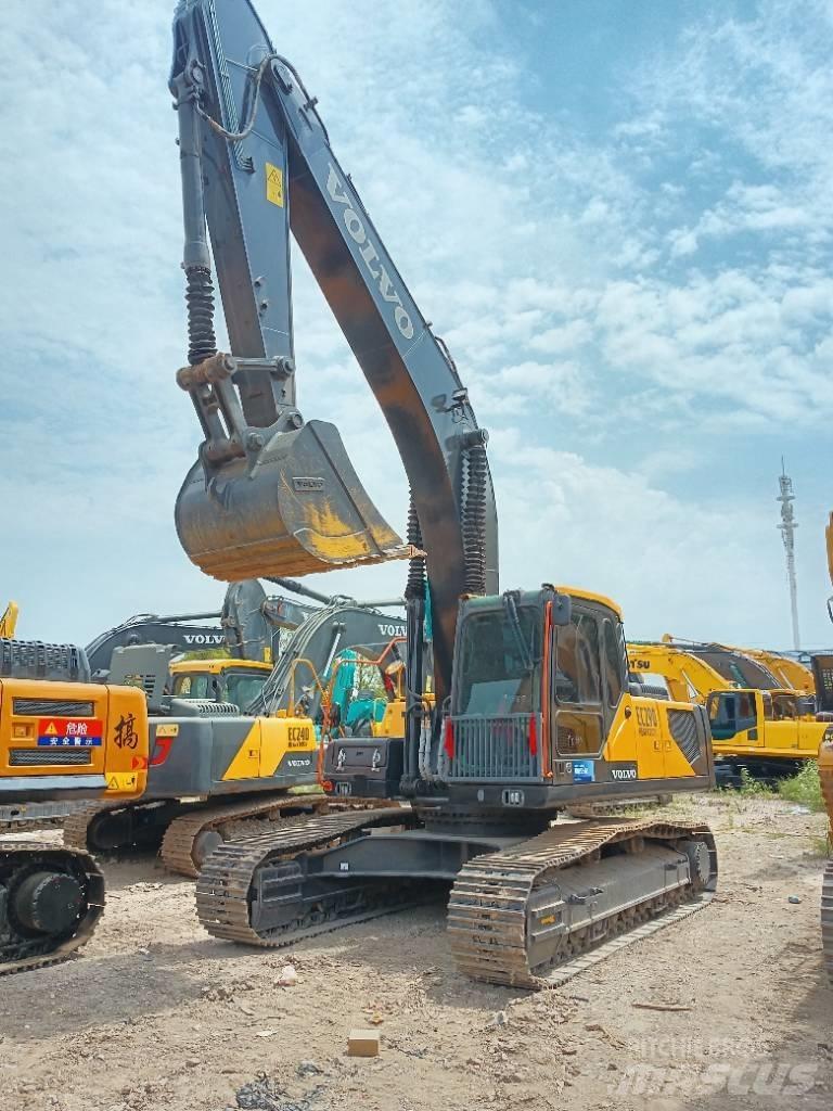 Volvo EC 290 Гусеничні екскаватори