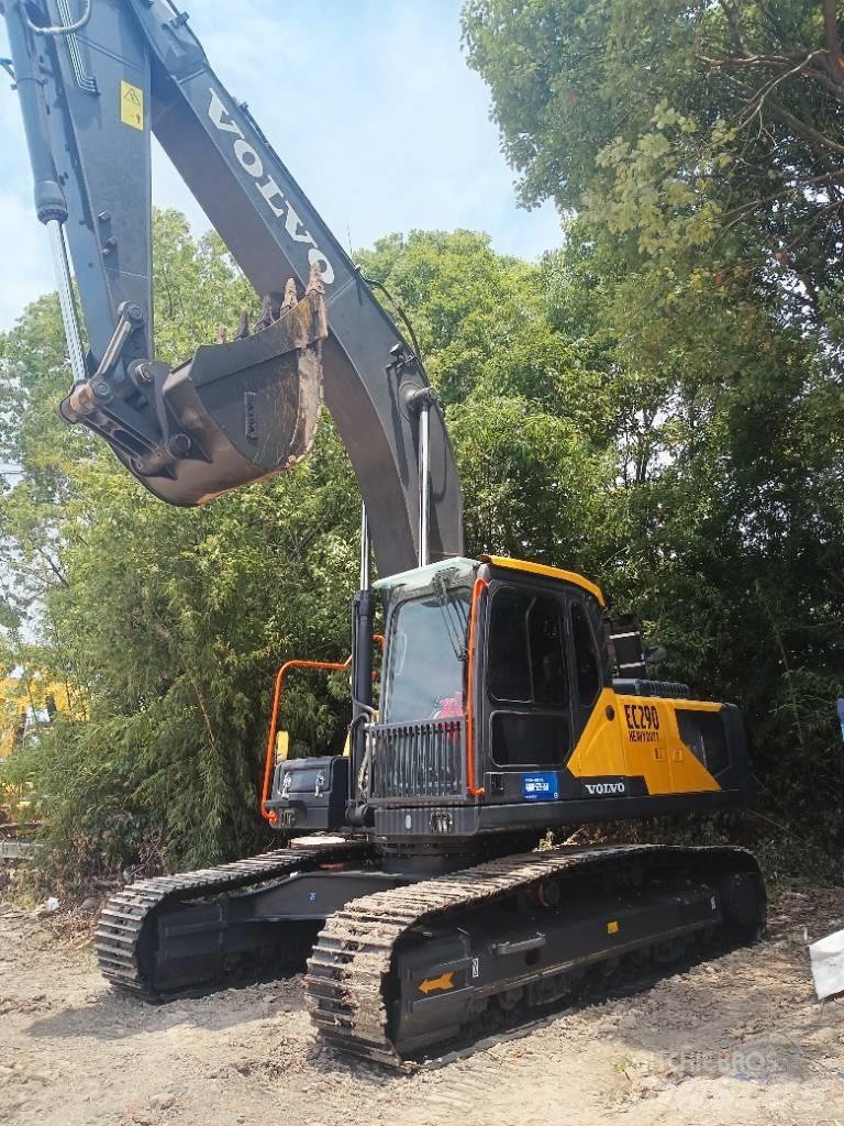 Volvo EC 290 Гусеничні екскаватори