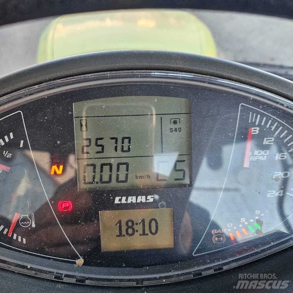 CLAAS Arion 550 Трактори