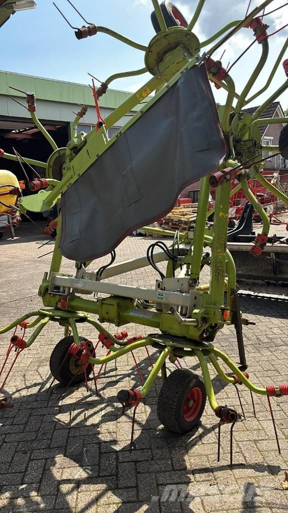 CLAAS Volto 770 Граблі і сінозворушувачі