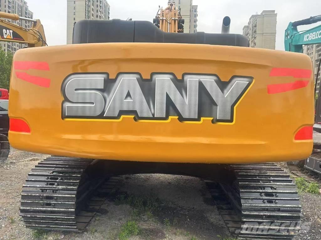 Sany 215c Середні екскаватори 7т. - 12т.