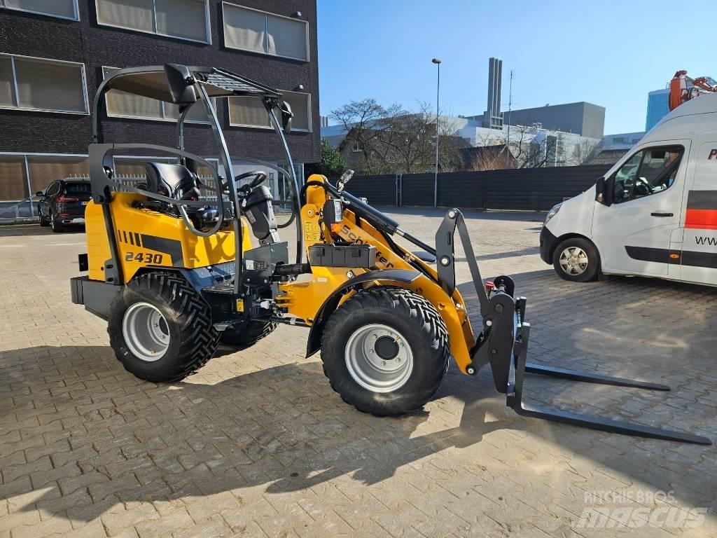 Schäffer 2430 Фронтальні навантажувачі