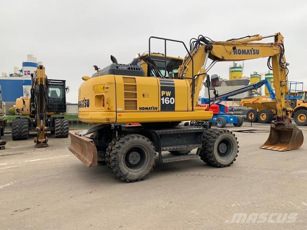 Komatsu PW160-8 Колісні екскаватори