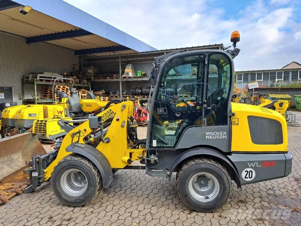 Wacker Neuson WL32 Фронтальні навантажувачі