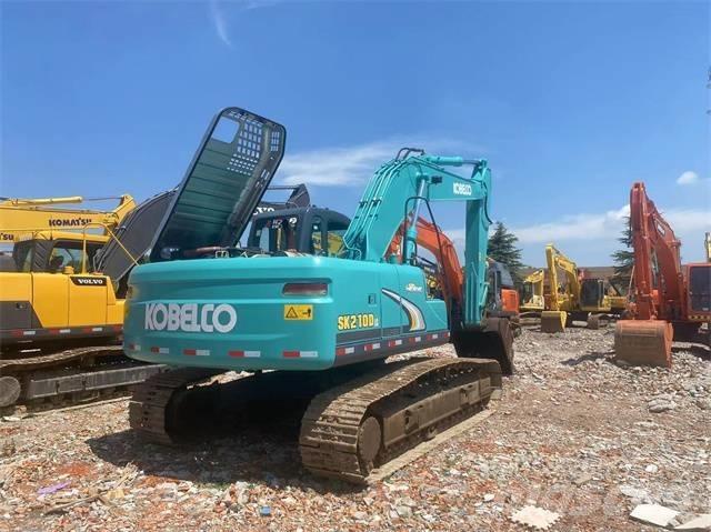 Kobelco SK210 Гусеничні екскаватори