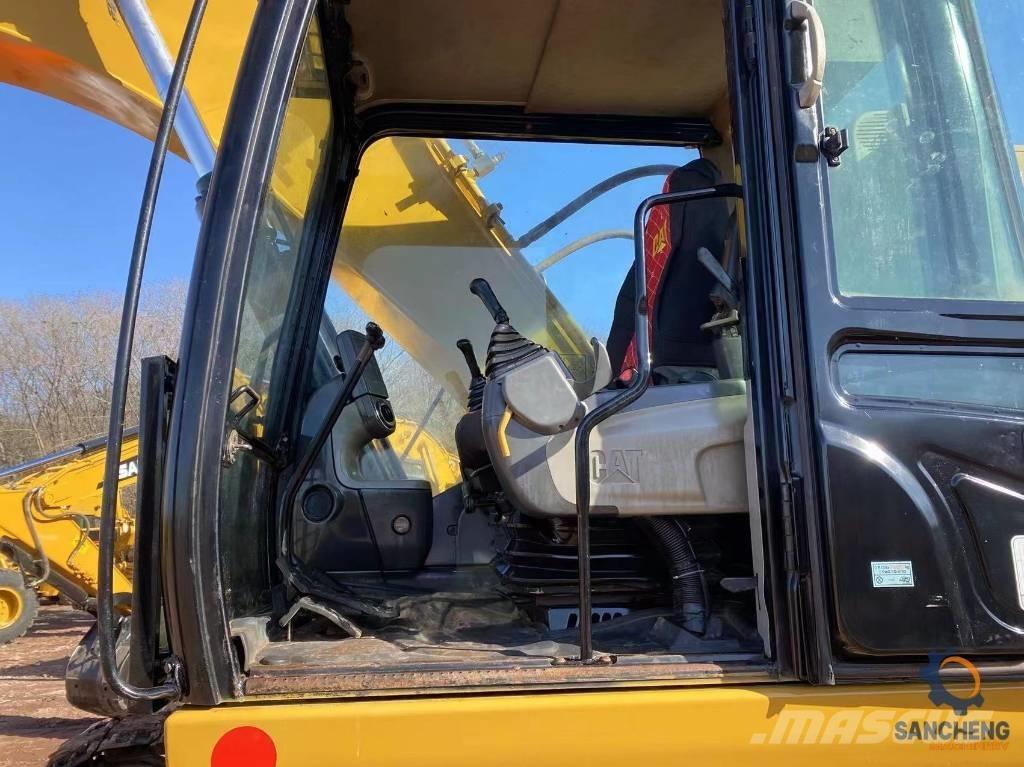 CAT 325 D Гусеничні екскаватори