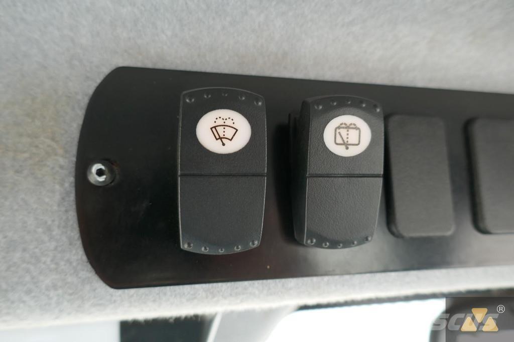 CAT CB10 Котки тротуарні