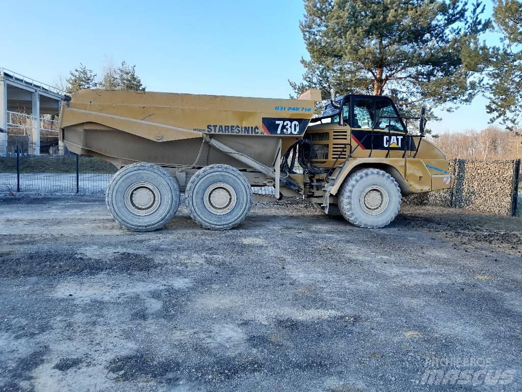 CAT 730 Зчленовані самоскиди
