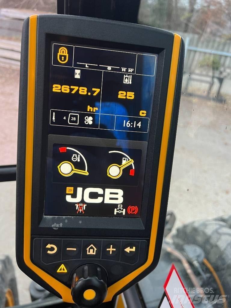 JCB JS 145 W+ TT4i Колісні екскаватори