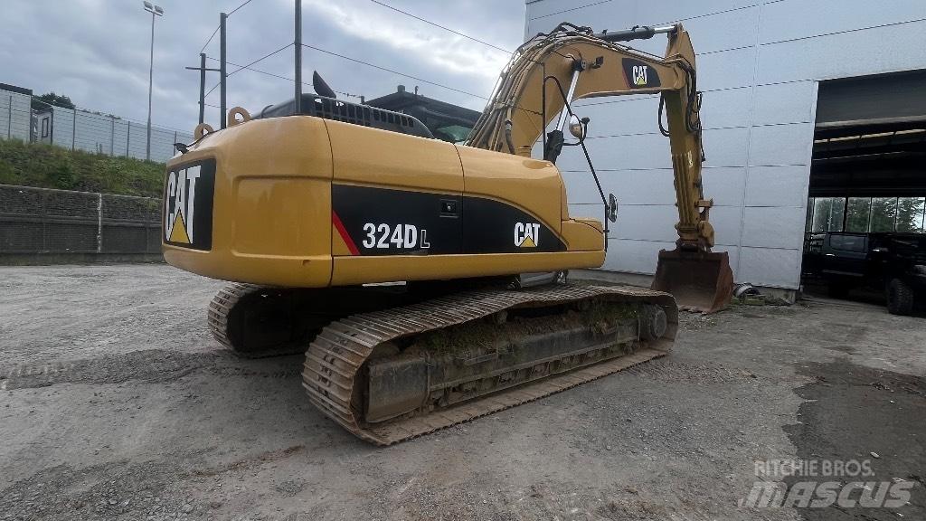 CAT 324 D L Гусеничні екскаватори