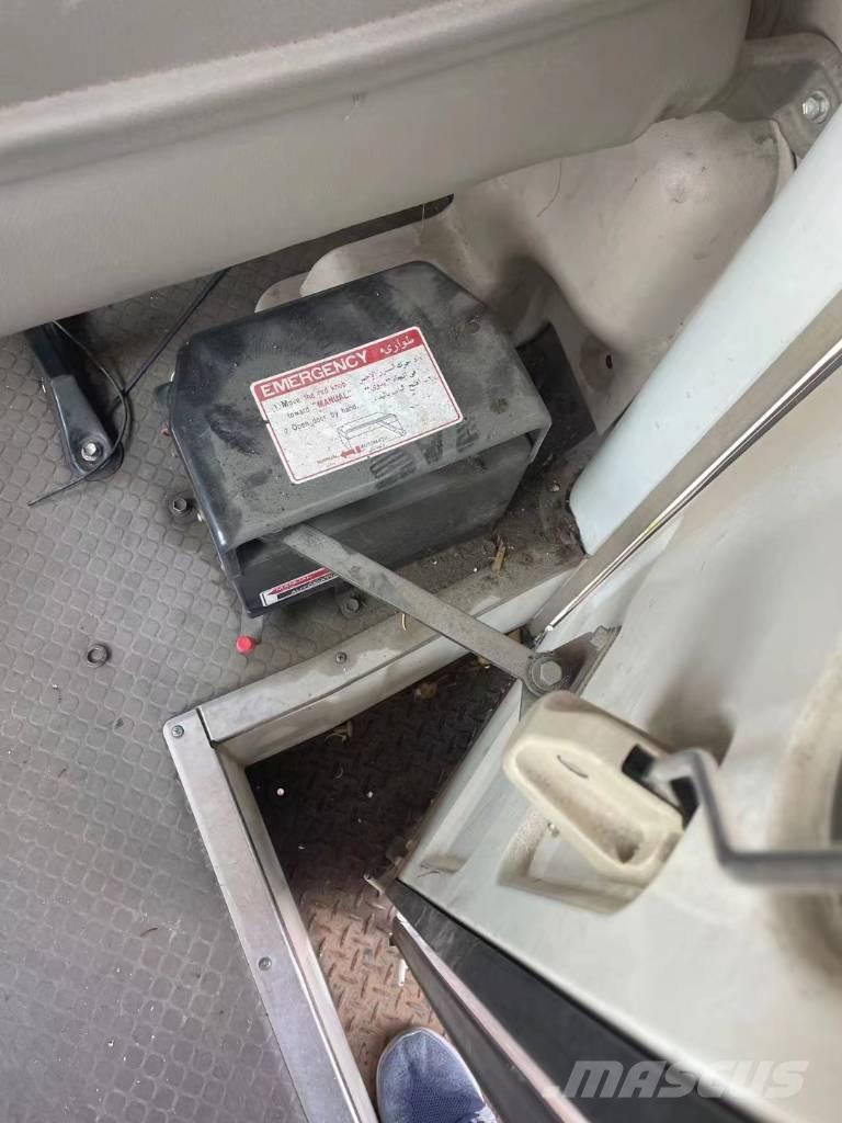 Toyota Coaster Bus Мікроавтобуси